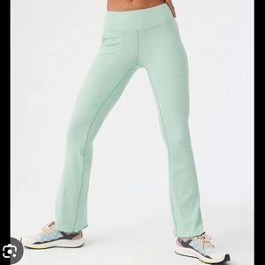 Outdoor Voices Superform Ribbed Flared Mint Green Pants